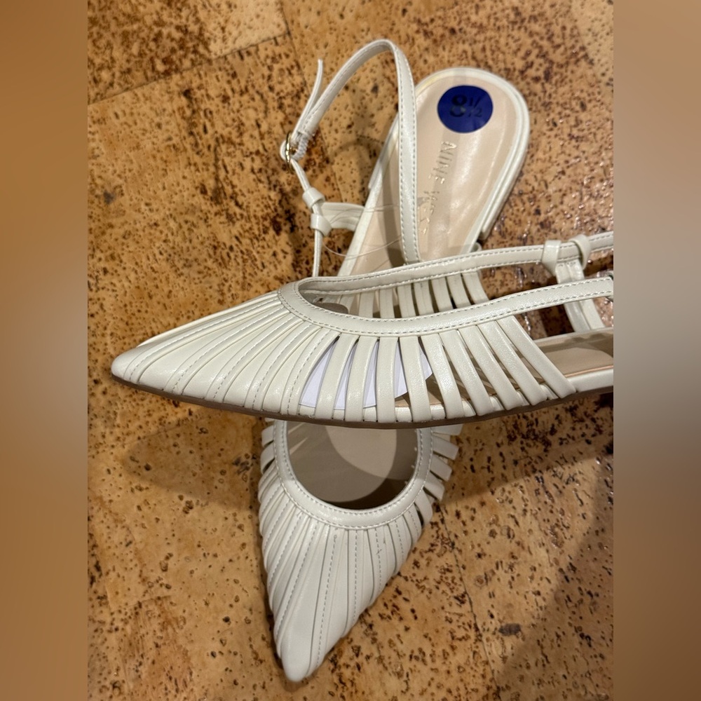 New Nine West Cream Pointed-Toe Slingback Flats  Size 8 1/2 Women’s - Picture 8 of 15